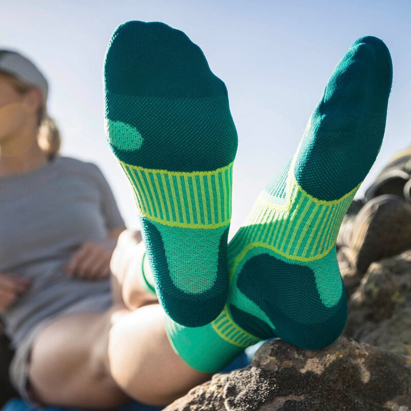 Outdoor Performance Mid Cut Socks Outdoor Performance Mid Cut Socks